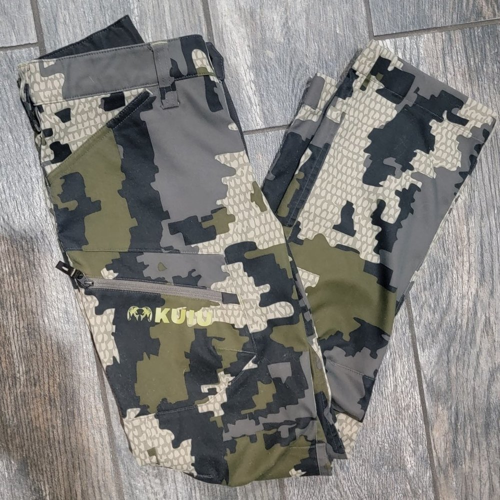 KUIU Boys Camo Pants